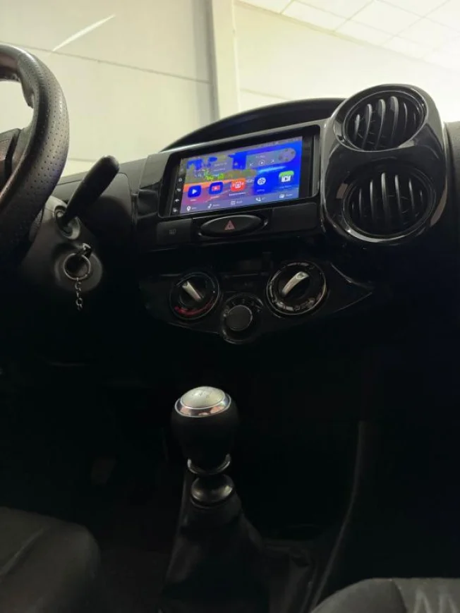 TOYOTA Etios Sedan 1.5 16V 4P FLEX X PLUS