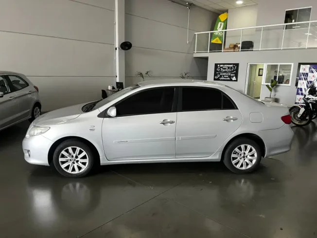 TOYOTA Corolla 1.6 16V 4P XLI AUTOM�TICO