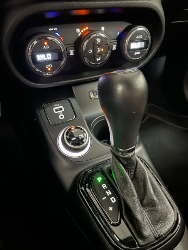 FIAT Toro 2.0 16V 4P 4WD RANCH TURBO DIESEL AUTOMTICO