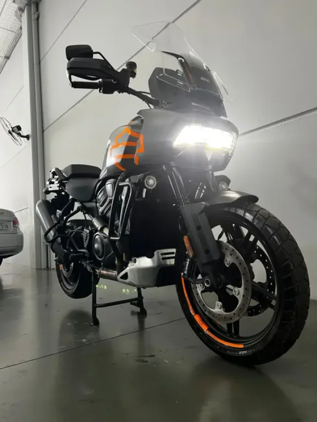 HARLEY DAVIDSON Pan America 1250