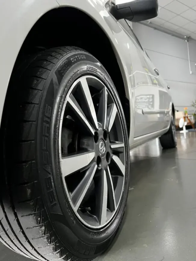 NISSAN Versa Sedan 1.6 16V 4P UNIQUE FLEX XTRONIC AUTOM�TICO CVT