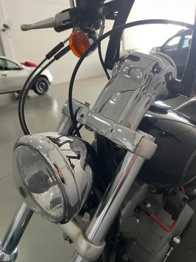HARLEY DAVIDSON Sportster XL 883 CUSTOM
