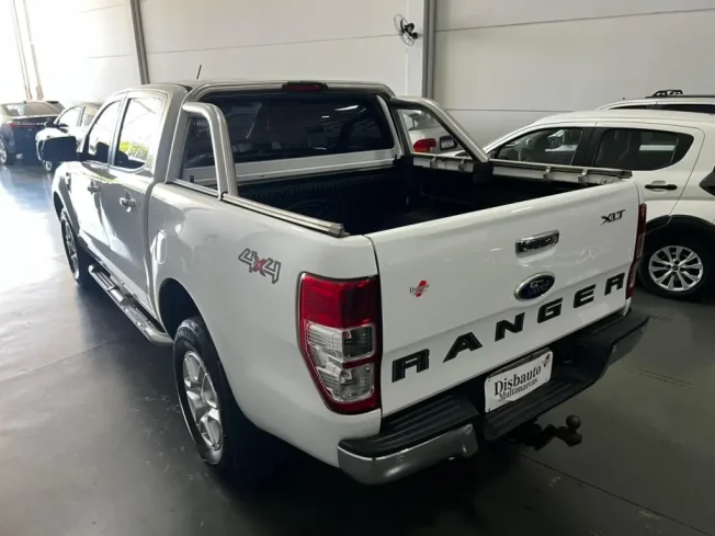 FORD Ranger 3.2 20V XLT 4X4 CABINE DUPLA TURBO DIESEL AUTOM�TICO