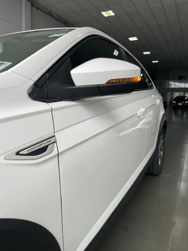 VOLKSWAGEN Nivus 1.0 4P FLEX 200 TSI COMFORTLINE TURBO AUTOMTICO
