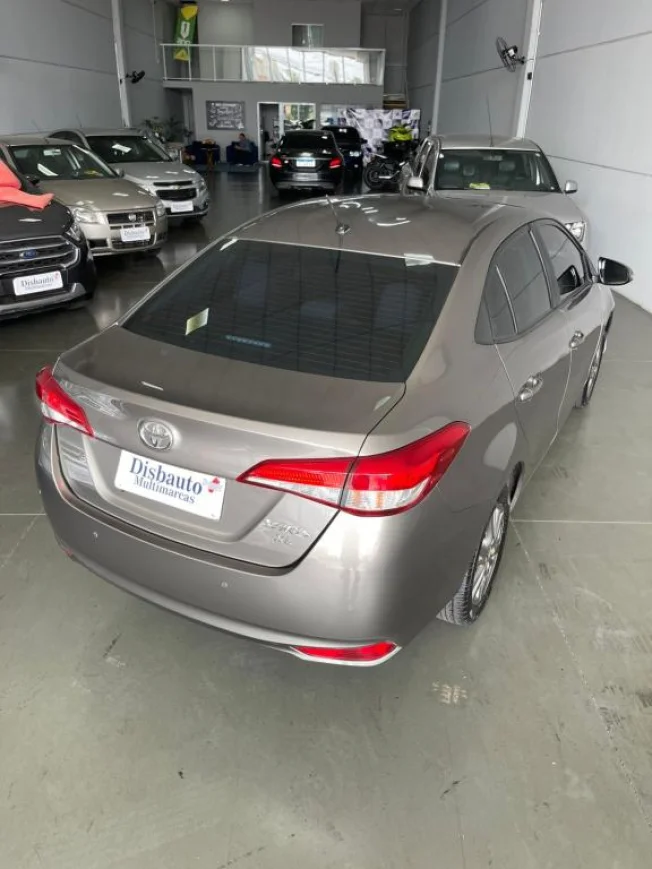 TOYOTA Yaris Sedan 1.5 16V 4P FLEX XL PLUS TECH MULTIDRIVE AUTOMTICO CVT