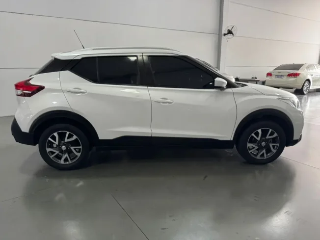 NISSAN Kicks 1.6 16V 4P FLEXSTART S DIRECT X-TRONIC AUTOM�TICO CVT