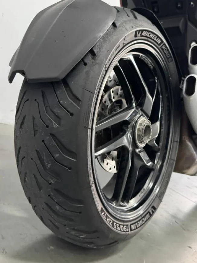 DUCATI Multistrada 1200 ABS