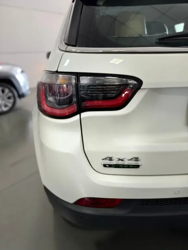 JEEP Compass 2.0 16V 4P 350 LIMITED 4X4 TURBO DIESEL AUTOMTICO