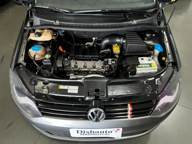 VOLKSWAGEN Fox 1.6 4P FLEX