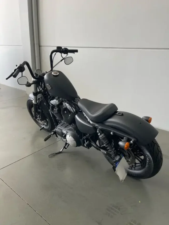 HARLEY DAVIDSON Sportster XL 1200 FORTY EIGHT