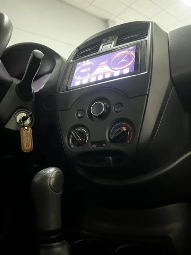 NISSAN Versa Sedan 1.6 16V 4P FLEXSTART V-DRIVE