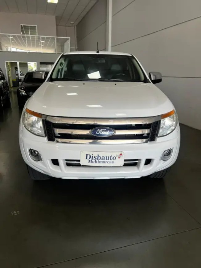 FORD Ranger 3.2 20V XLT 4X4 CABINE DUPLA TURBO DIESEL AUTOM�TICO