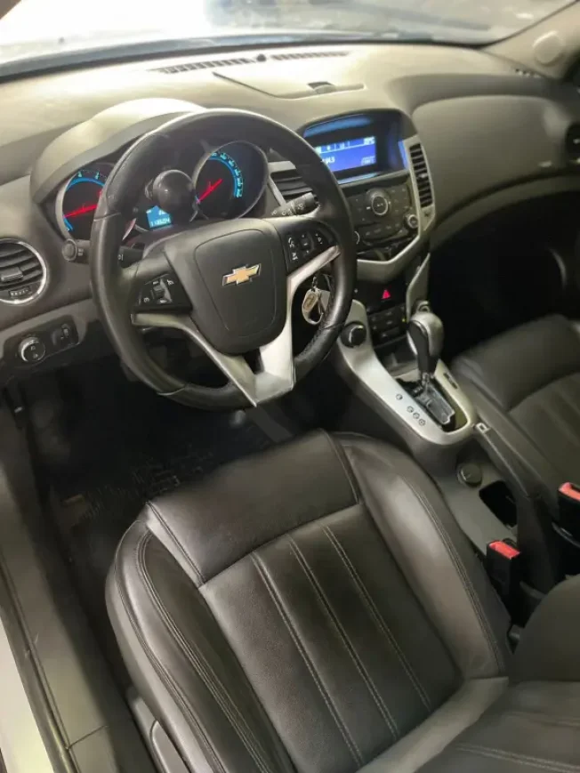 CHEVROLET Cruze Sedan 1.8 16V 4P LT ECOTEC FLEX AUTOMTICO