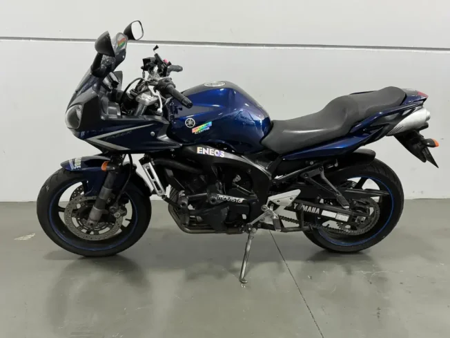 YAMAHA FZ6 Fazer 600 S