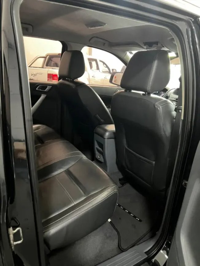 FORD Ranger 3.2 20V CABINE DUPLA 4X4 LIMITED TURBO DIESEL AUTOM�TICO