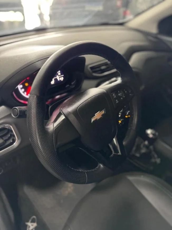 CHEVROLET Prisma 1.4 4P LT FLEX