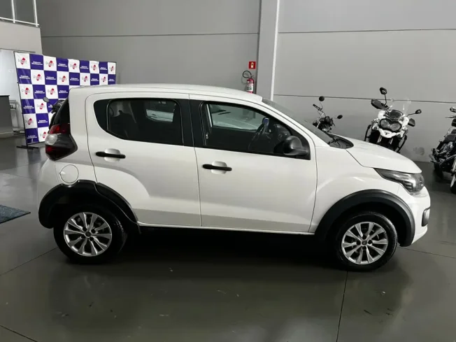 FIAT Mobi 1.0 4P FLEX DRIVE FIRE FLY