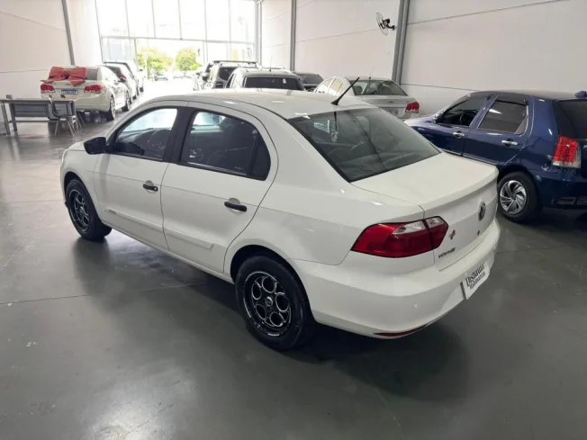 VOLKSWAGEN Voyage 1.6 4P FLEX MSI AUTOM�TICO