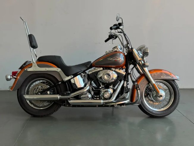 HARLEY DAVIDSON Softail Heritage Classic 1600