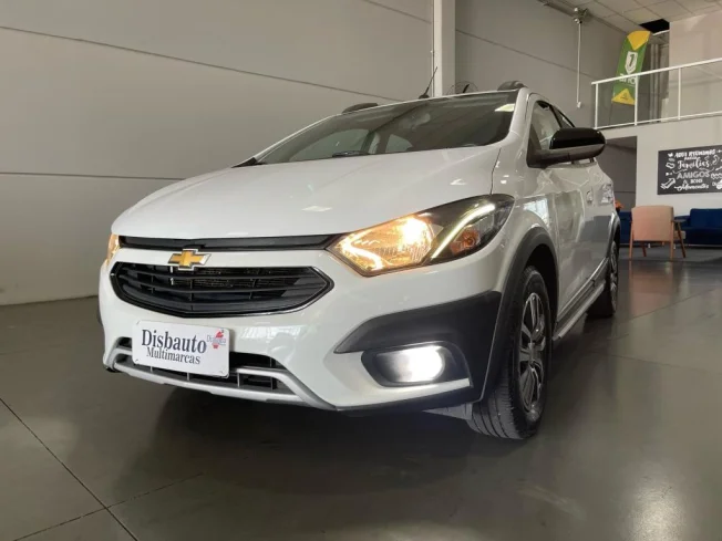CHEVROLET Onix Hatch 1.4 4P FLEX ACTIV AUTOMTICO
