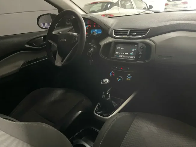 CHEVROLET Onix Hatch 1.0 12V 4P FLEX LT