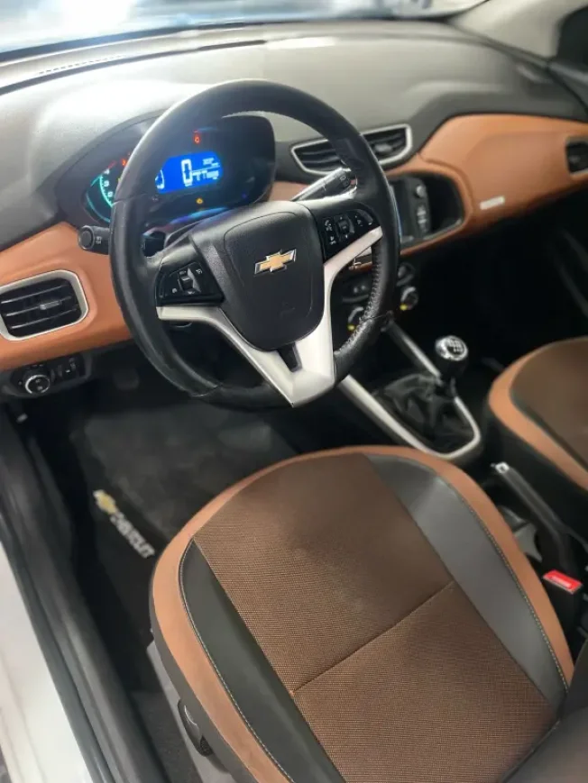 CHEVROLET Onix Hatch 1.4 4P FLEX ACTIV AUTOMTICO