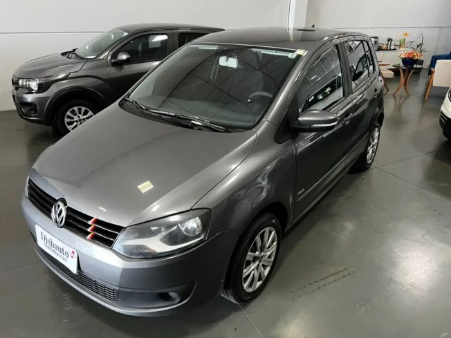 VOLKSWAGEN Fox 1.6 4P FLEX