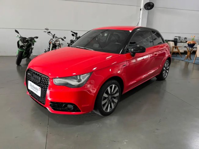 AUDI A1 1.4 16V 4P TFSI SPORTBACK ATRACTION S-TRONIC AUTOM�TICO