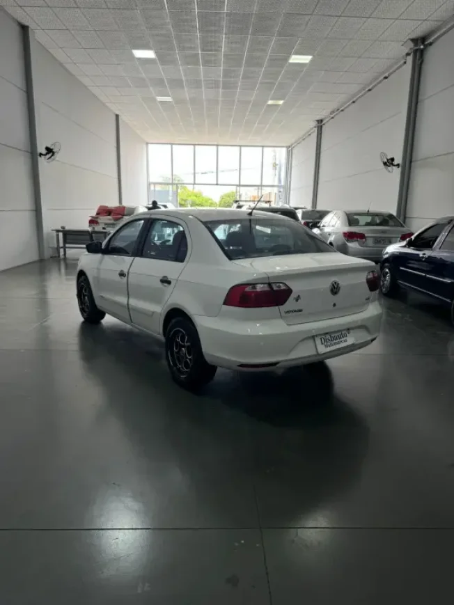 VOLKSWAGEN Voyage 1.6 4P FLEX MSI AUTOM�TICO