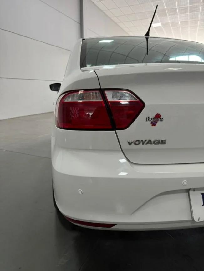 VOLKSWAGEN Voyage 1.6 4P FLEX MSI AUTOM�TICO