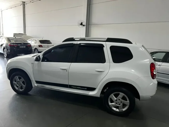 RENAULT Duster 2.0 16V 4P FLEX TECH ROAD AUTOM�TICO