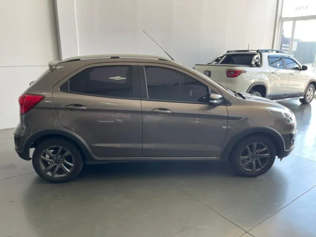 FORD Ka Hatch 1.5 12V 4P FLEX TI-VCT FREESTYLE AUTOMTICO