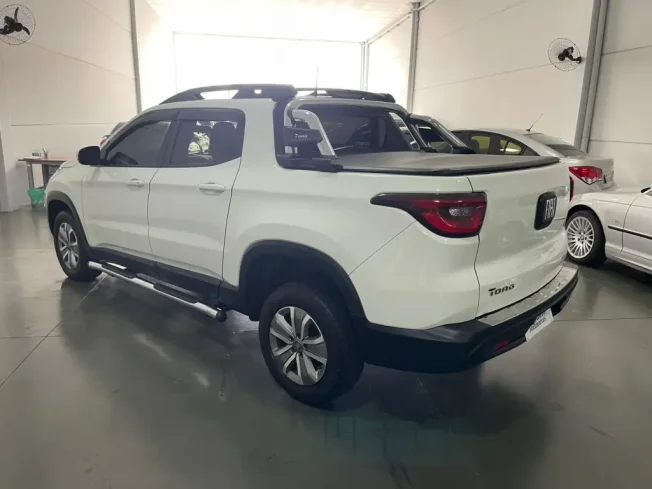 FIAT Toro 1.8 16V 4P FLEX FREEDOM AUTOMTICO