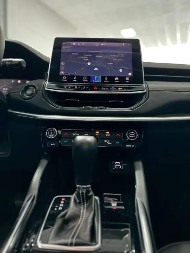 JEEP Commander 1.3 16V 4P FLEX T270 LONGITUDE TURBO AUTOMTICO