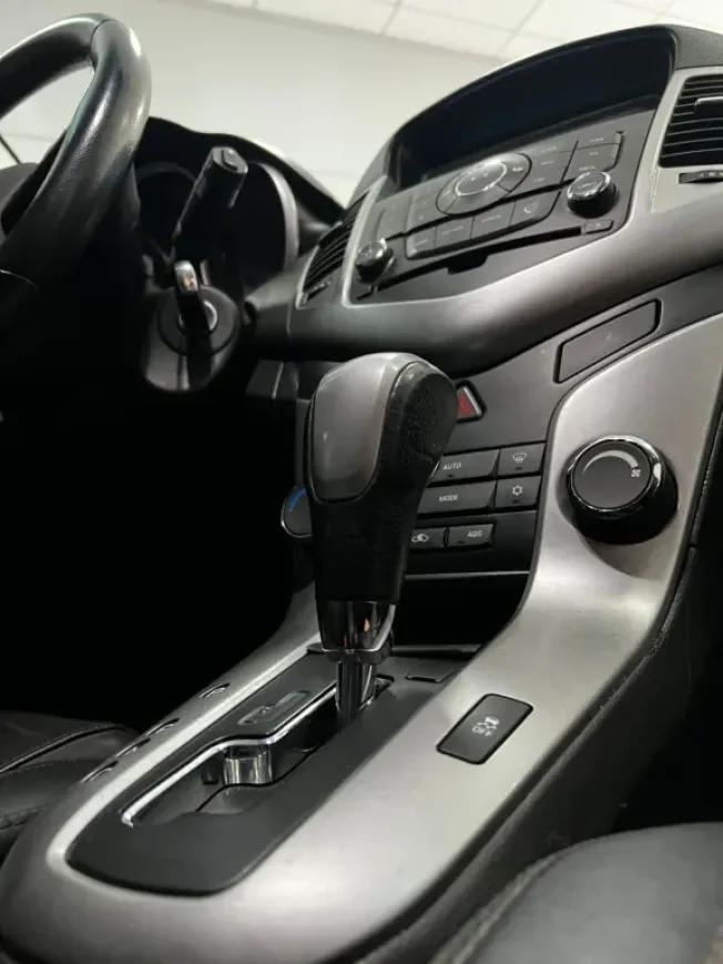 CHEVROLET Cruze Hatch 1.8 16V 4P LT SPORT6 FLEX AUTOM�TICO