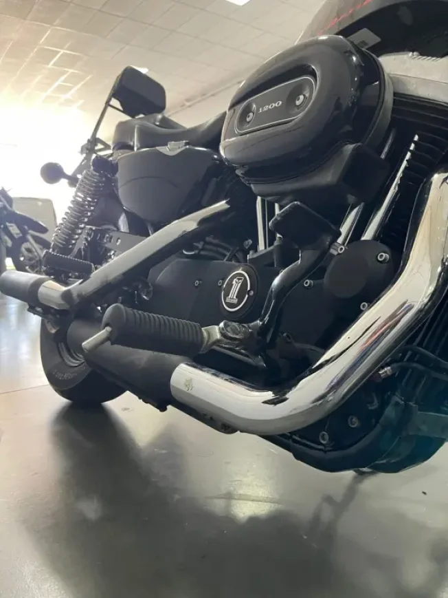 HARLEY DAVIDSON Sportster XL 1200 FORTY EIGHT