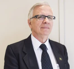 Orlando Costa Dias deixar a secretaria de sade a partir de janeiro; Alana Trabulsi assumir