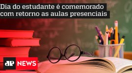 Dia do estudante � comemorado com retorno as aulas presenciais