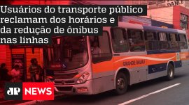 Usu�rios do transporte p�blico reclamam dos hor�rios e da redu��o de �nibus nas linhas