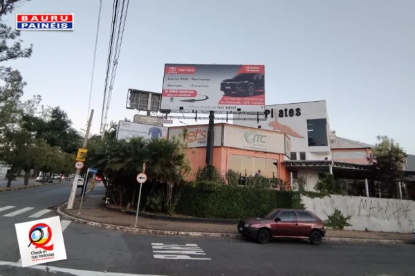 Rua Laurindo Ferraro ( Face Av. Dom Nery)