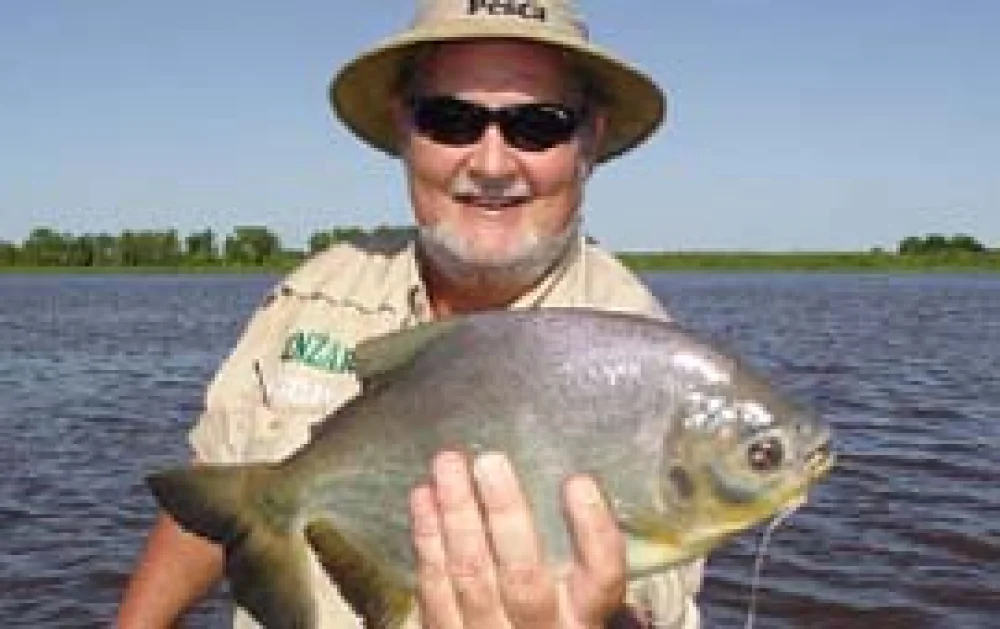 Rio Paraguai - Pescaria e passeio nota 10 Chalana