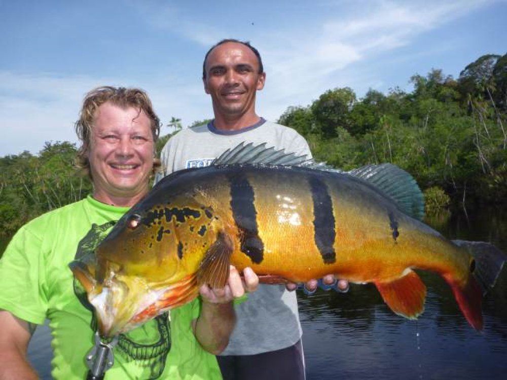 Pesca esportiva no Rio Negro