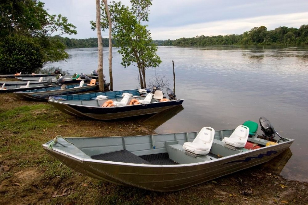 Canoas de pesca seguras