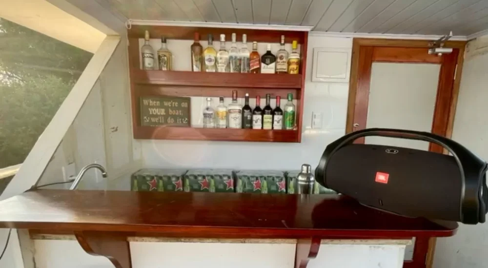 Iate Amaznia - BAR do SPA JACUZZI
