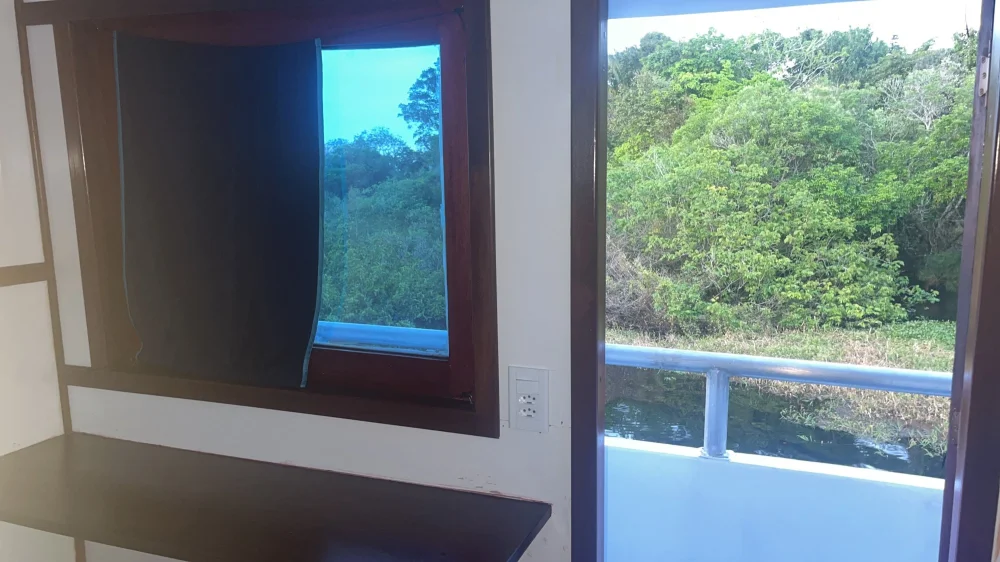 Iate Amaznia - camarote com vista panormica