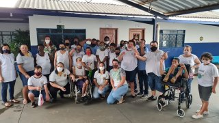 Festa do dia das Crian�as na APAE - LC de Cassil�ndia Le�es do Cerrado Vis�o & A��o