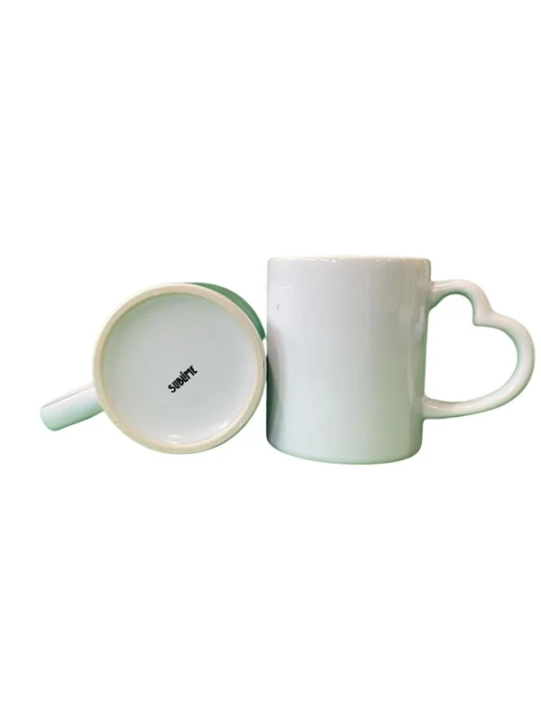 Caneca de porcelana com ala de corao branca 325 ml marca Sublime