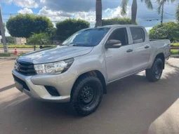 TOYOTA Hilux Caminhonete 2.8 4P 4X4 DIESEL CABINE DUPLA