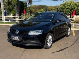 VOLKSWAGEN Jetta 2.0 4P TRENDLINE FLEX AUTOM�TICO