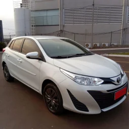 TOYOTA Yaris Hatch 1.3 16V 4P FLEX XL MULTIDRIVE AUTOMTICO CVT